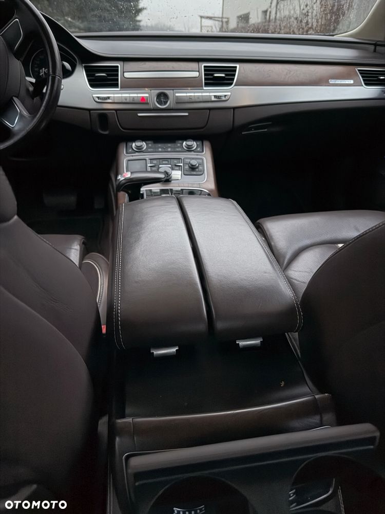 Audi A8 4.2 TDI Quattro - 8