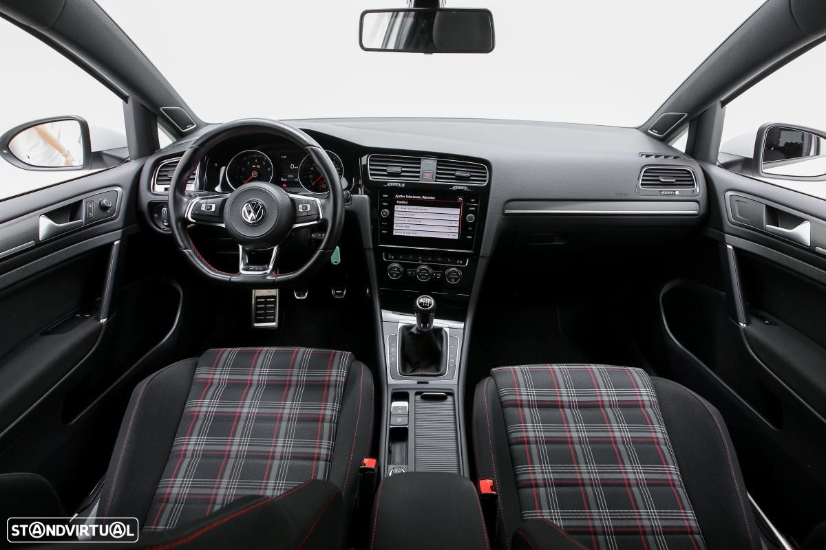 VW Golf 2.0 TSi GTi Performance - 8