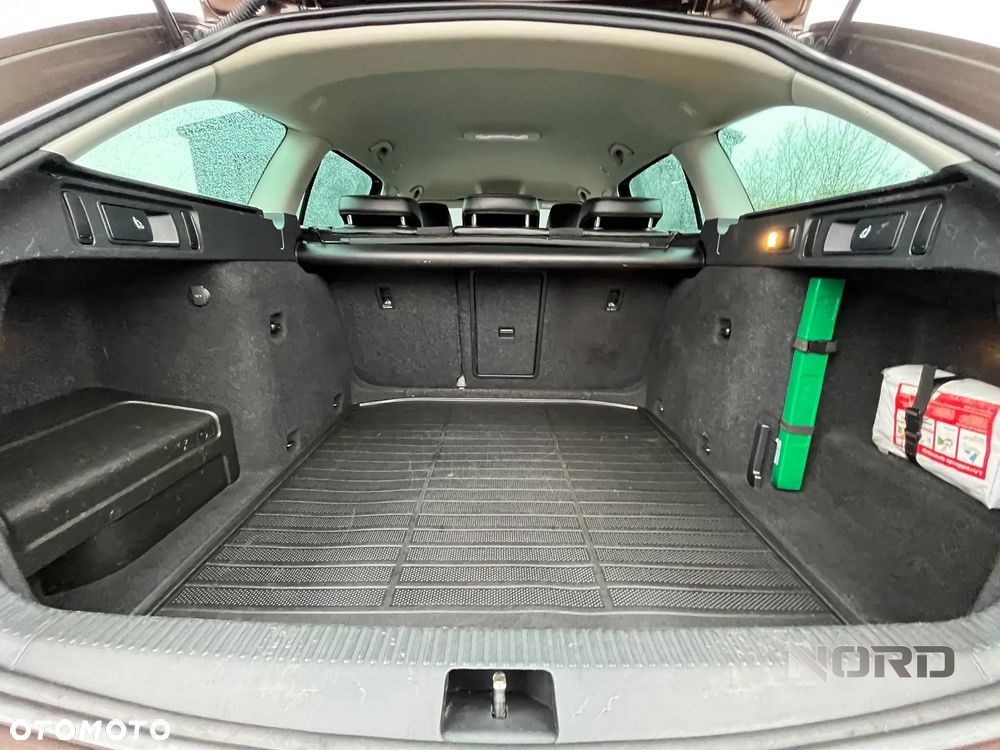 Skoda Octavia Scout 2.0 TDI 4x4 DSG - 19