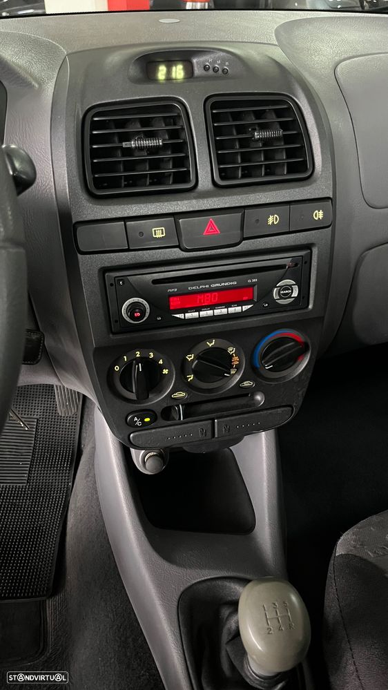 Hyundai Accent 1.3i GLS - 9