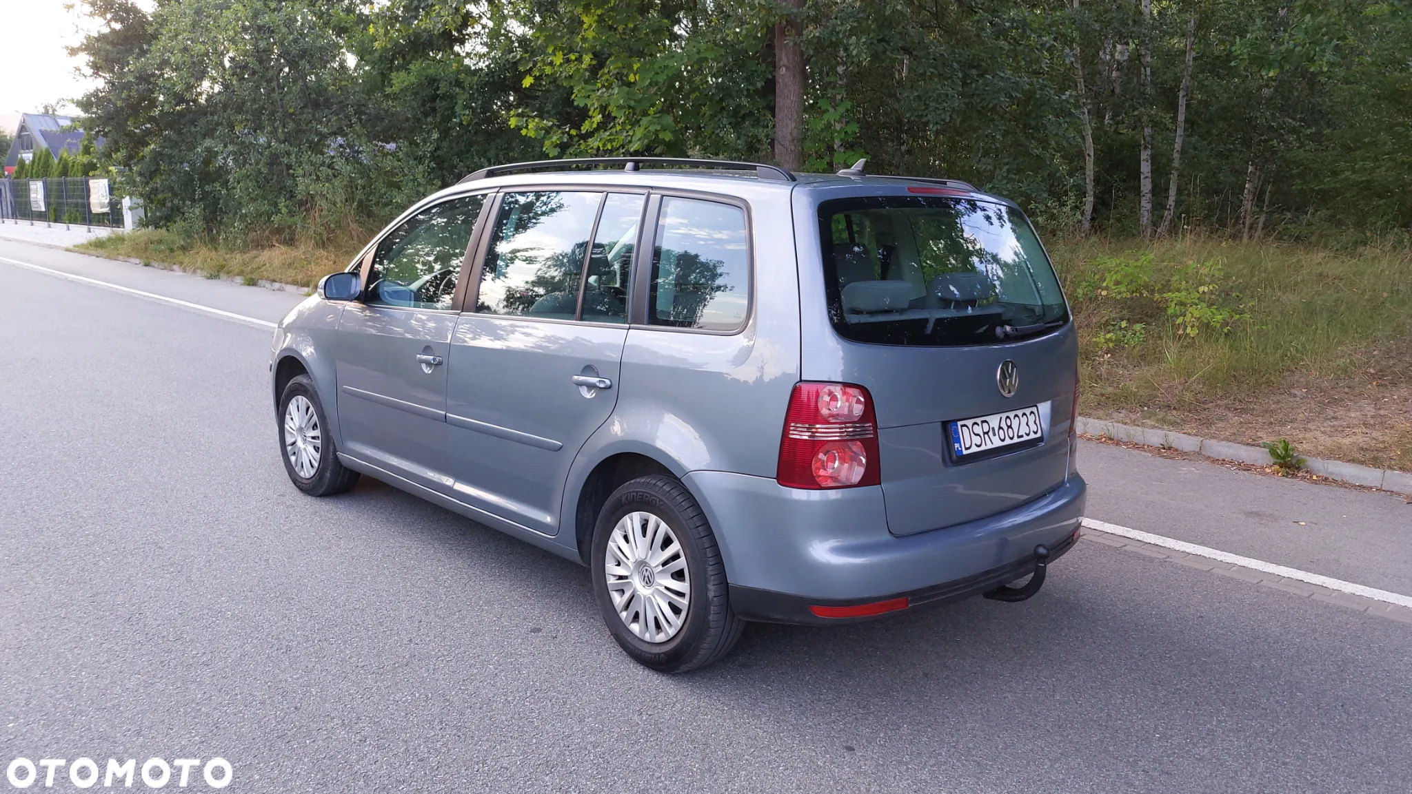 Volkswagen Touran - 9