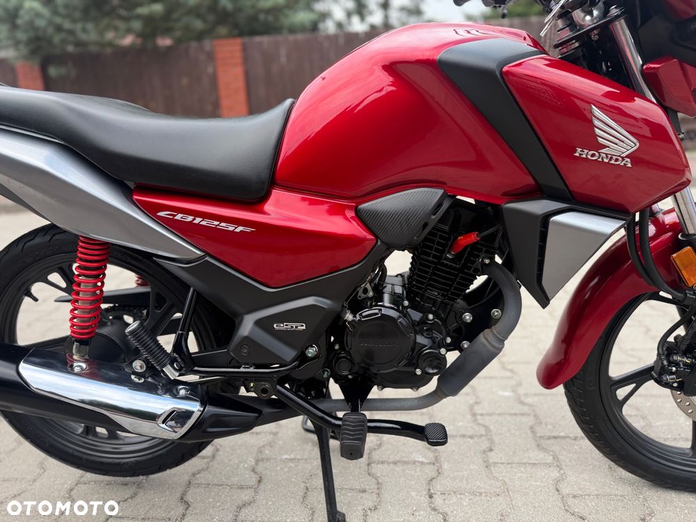 Honda CB - 8