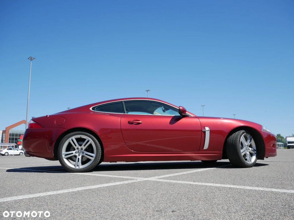 Jaguar XK XKR - 8