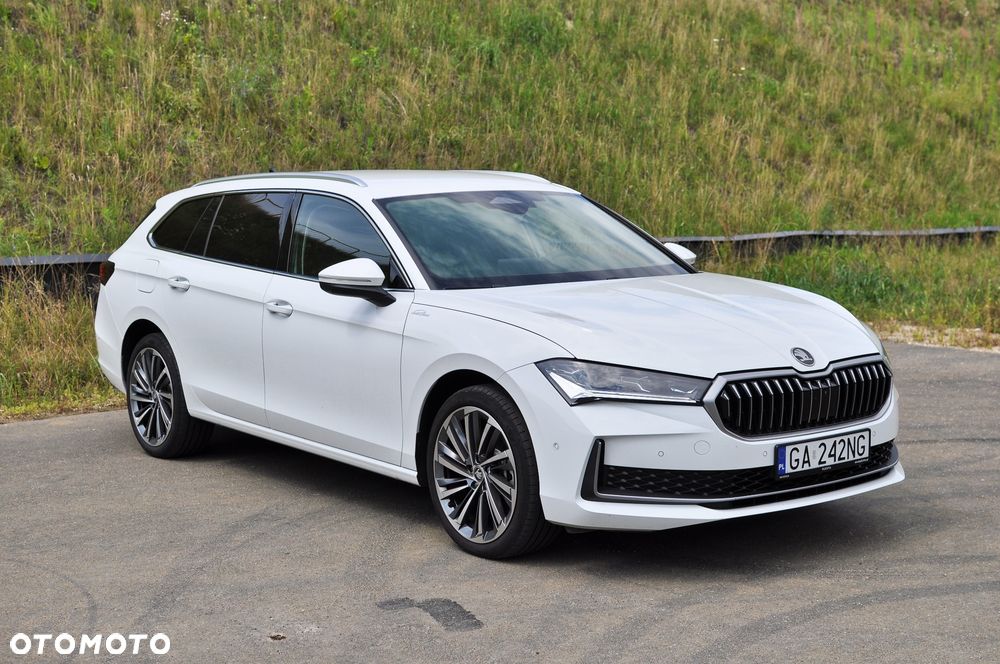 Skoda Superb 2.0 TDI SCR 4x4 L&K DSG - 1