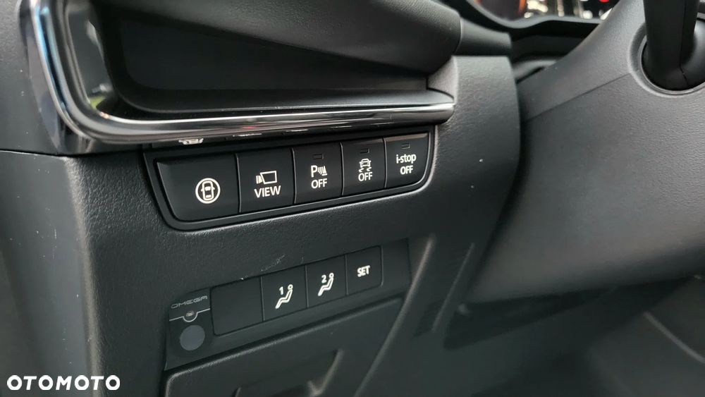 Mazda 3 2.0 mHEV Hikari - 27