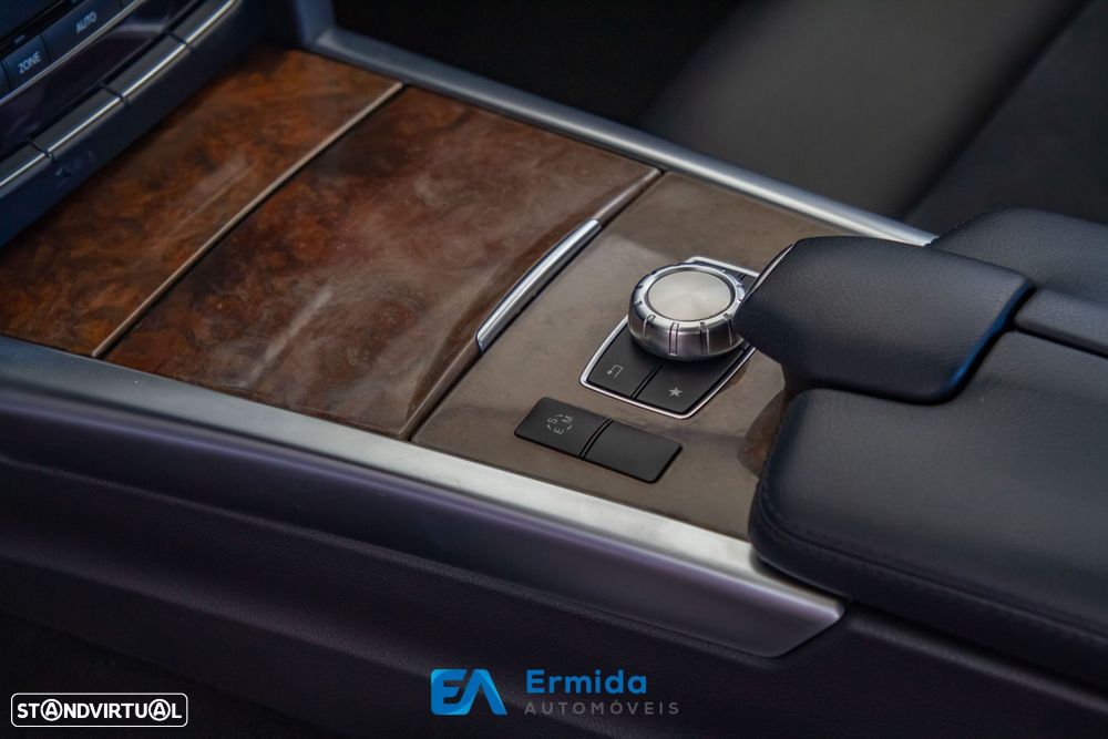 Mercedes-Benz E 300 Bluetec Hybrid Avantgarde - 38