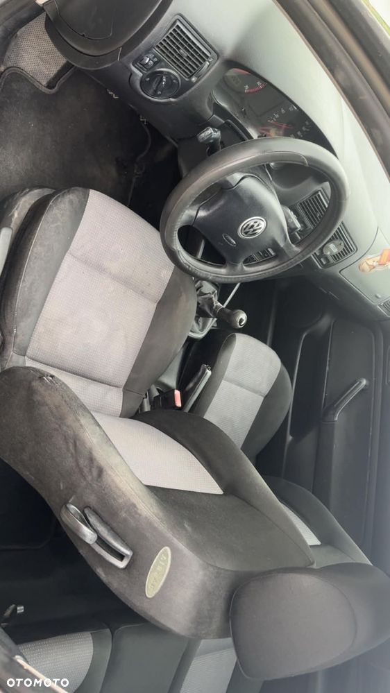 Volkswagen Golf 1.4 Basis - 4