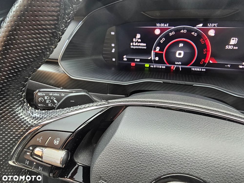 Skoda Superb 2.0 TDI SCR 4x4 Sportline DSG - 8