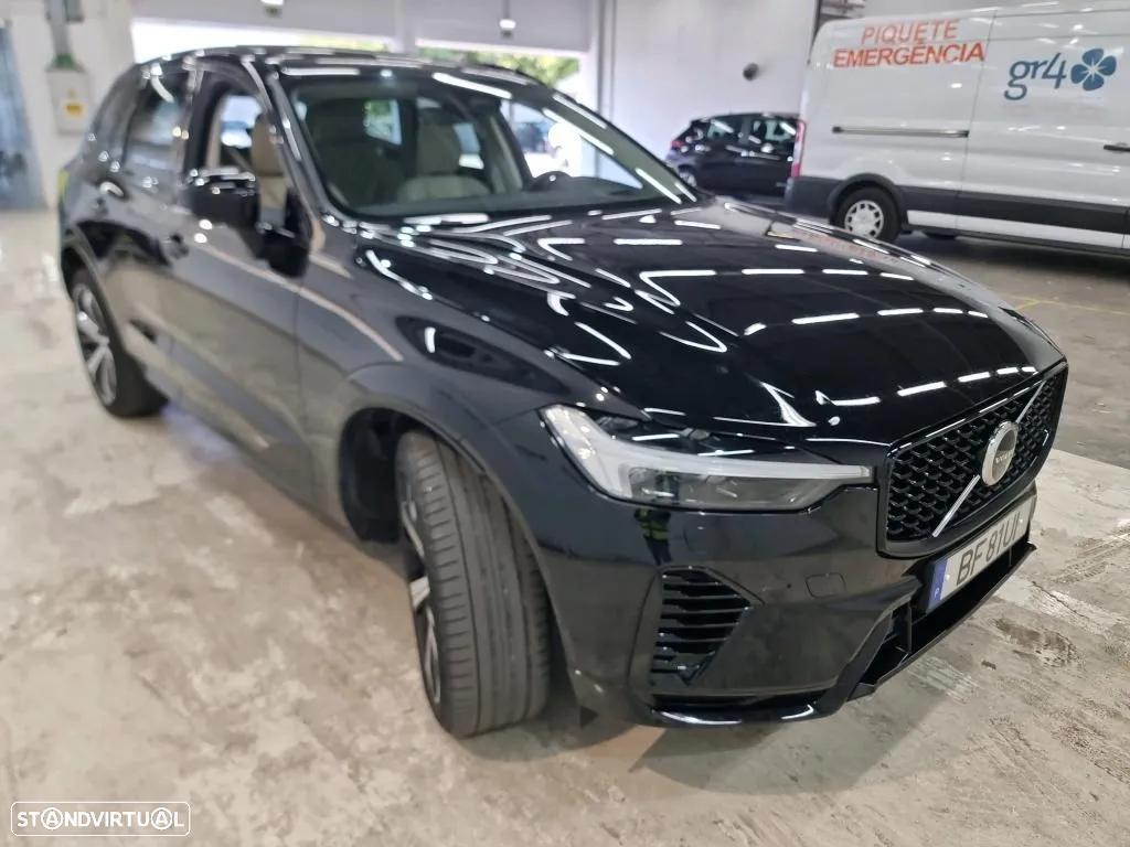 Volvo XC 60 2.0 T6 PHEV Ultimate Dark AWD - 4