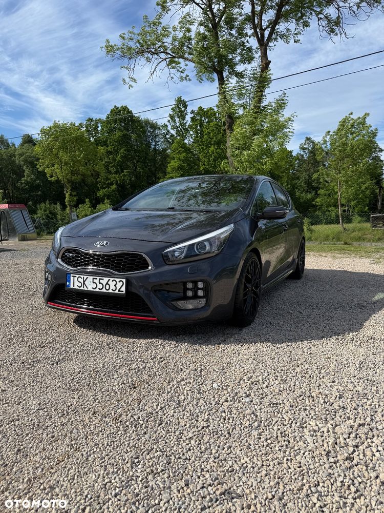Kia Ceed 1.6 T-GDI GT - 3