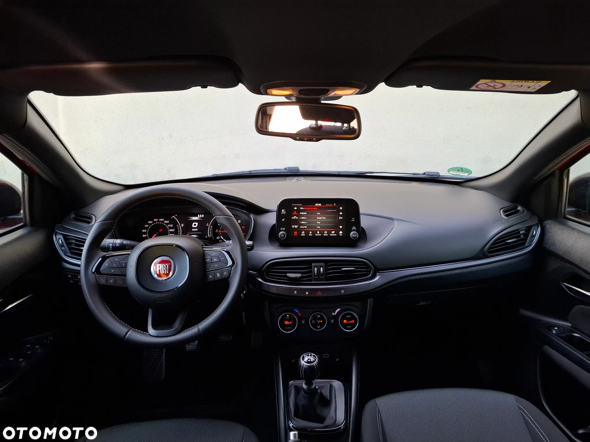 Fiat Tipo 1.4 T-Jet 16v Sport - 24