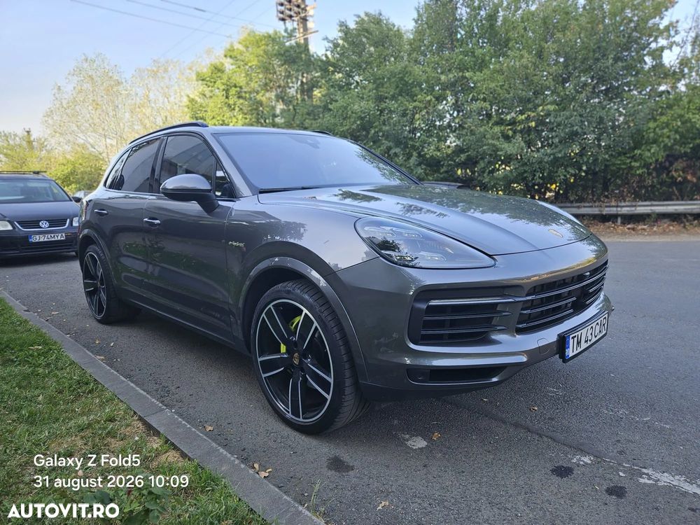 Porsche Cayenne Standard - 12