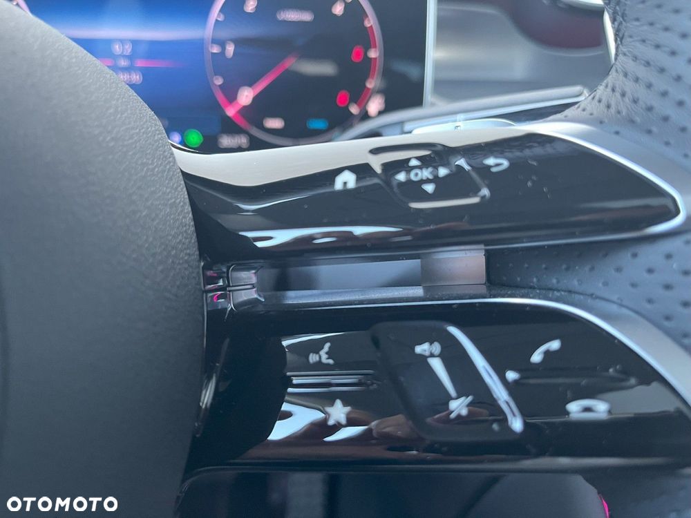 Mercedes-Benz GLC - 23