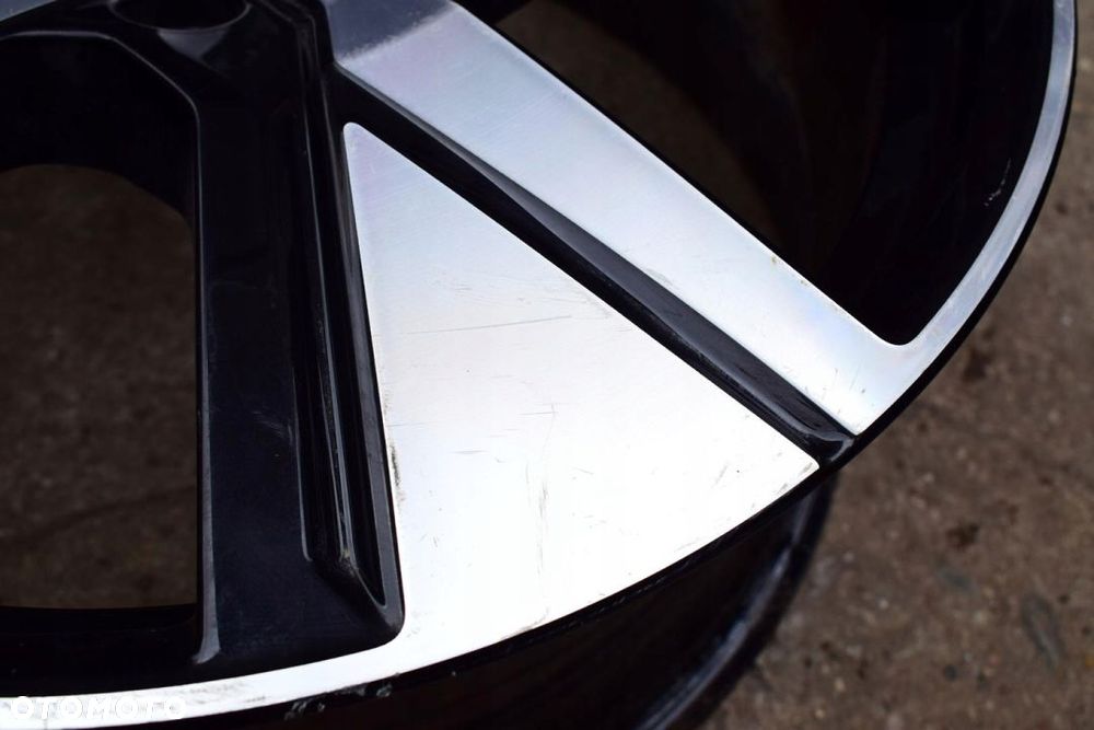 VOLVO 19 XC40 II Nowy Model Oryginał - 4