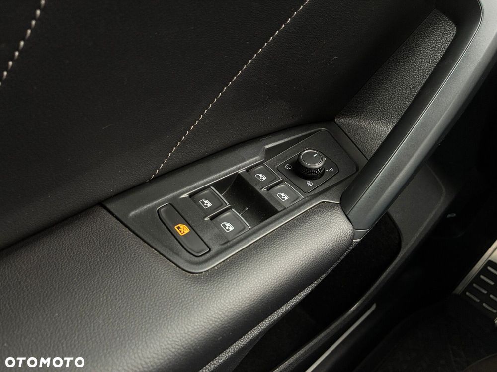Volkswagen Tiguan 2.0 TSI 4Mot R-Line DSG - 28