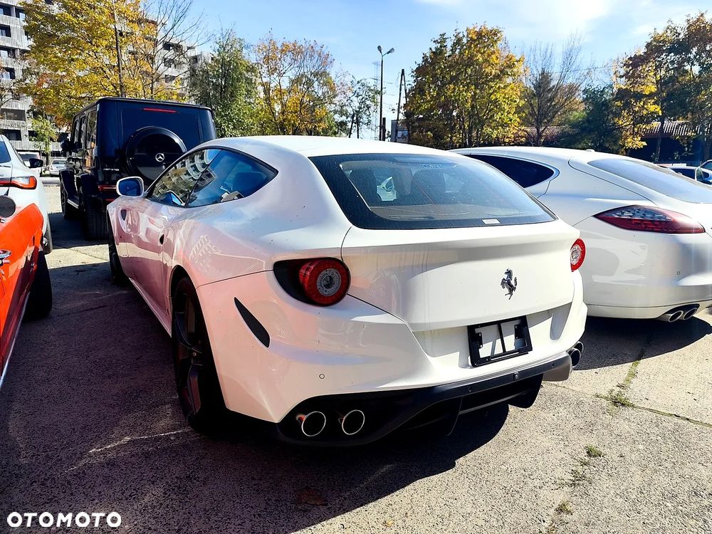 Ferrari FF Standard - 5