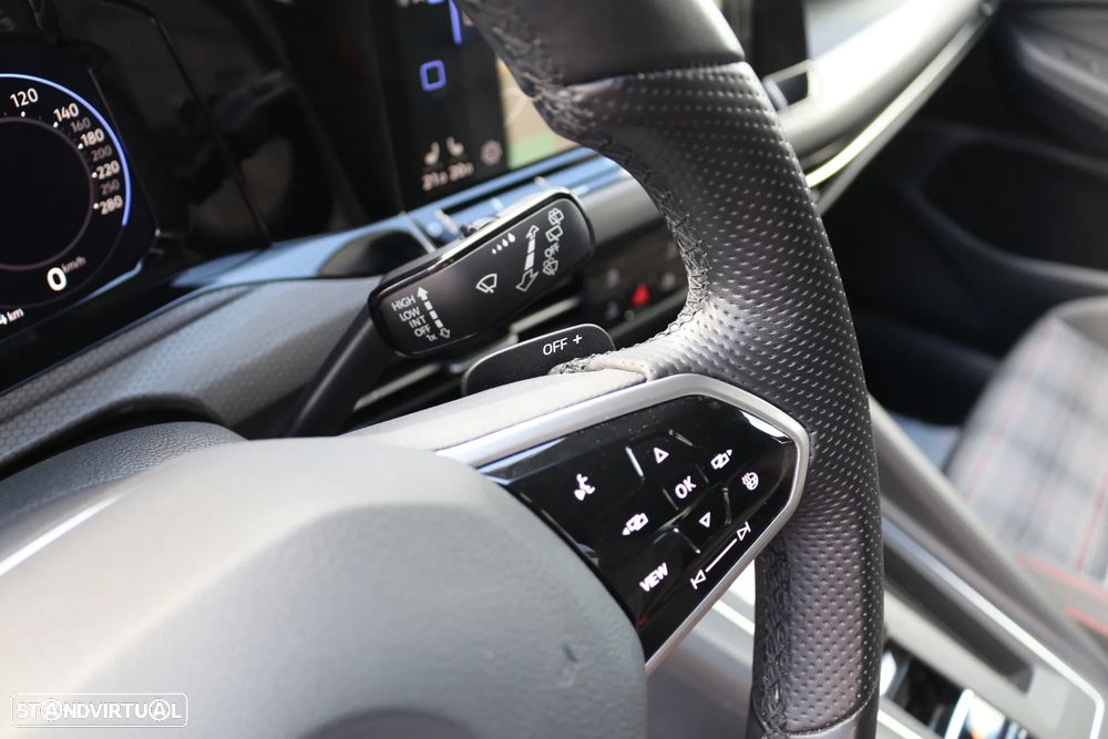 VW Golf 2.0 TSI GTI DSG Performance - 25