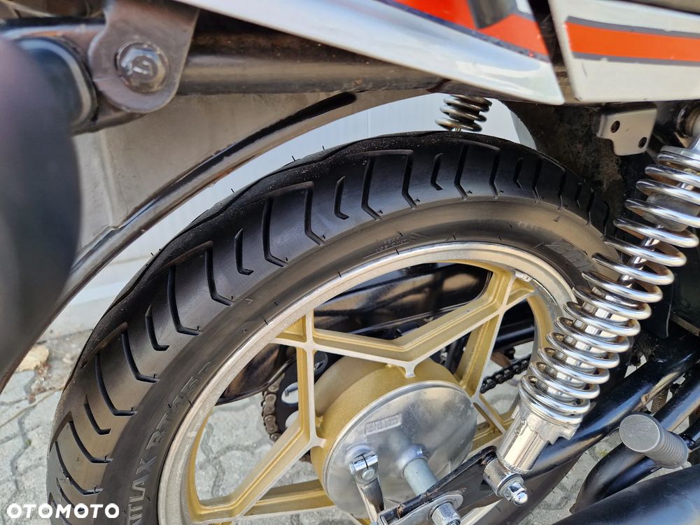Suzuki GSX - 9