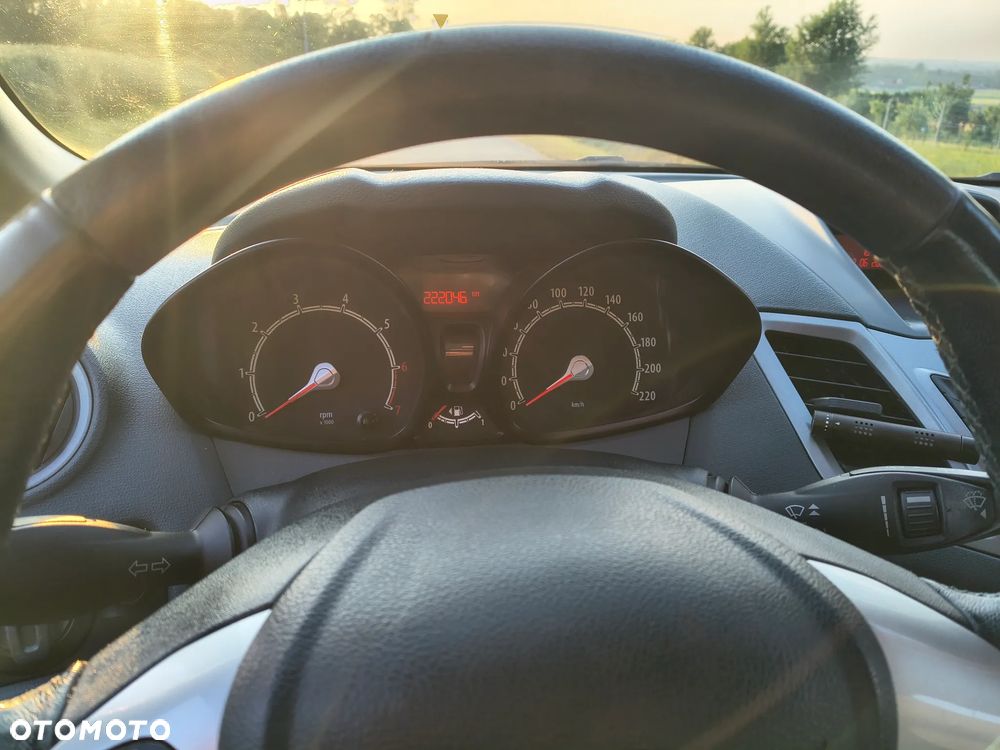 Ford Fiesta - 11