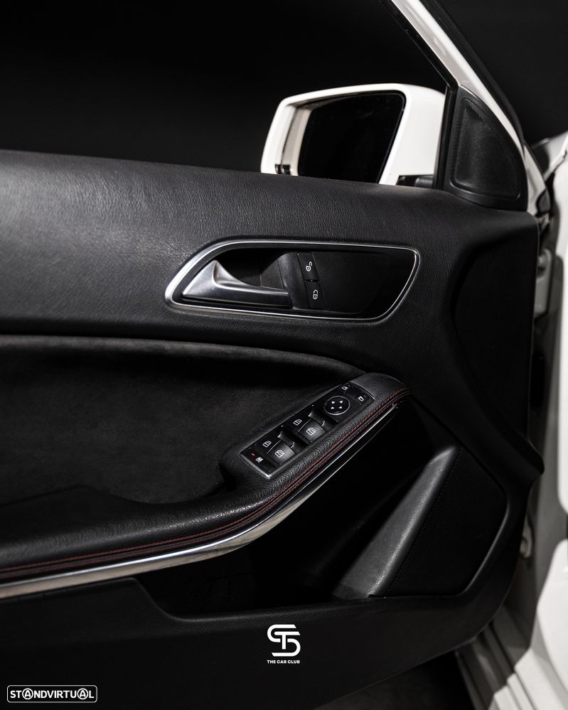 Mercedes-Benz A 200 CDI 4Matic 7G-DCT AMG Line - 15