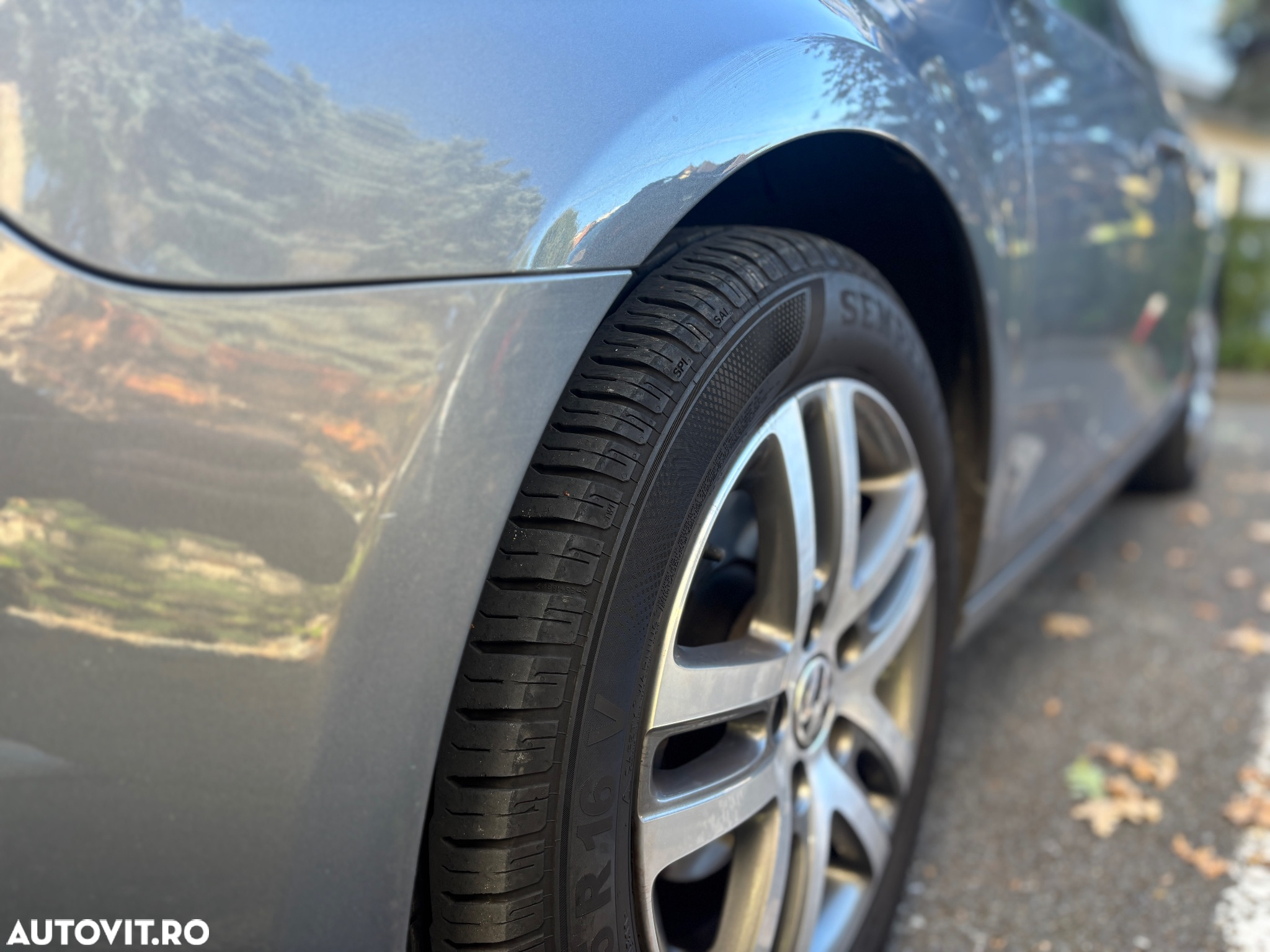 Volkswagen Golf 1.2 TSI Comfortline DSG - 10