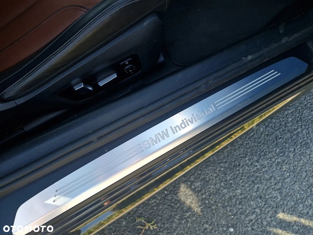 BMW Seria 8 M850i xDrive - 14