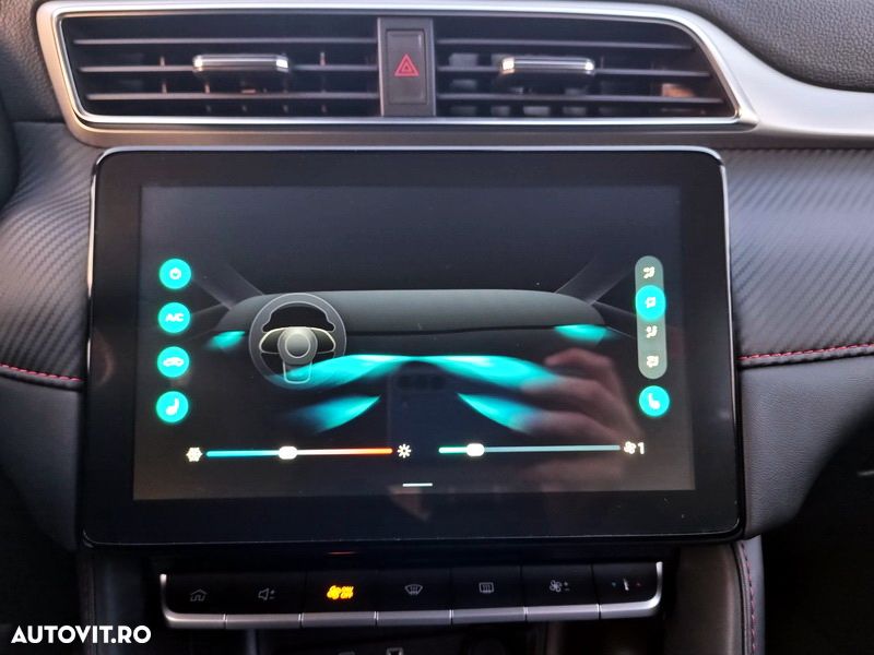 MG ZS ICE 1.5 VTI-tech Luxury - 32