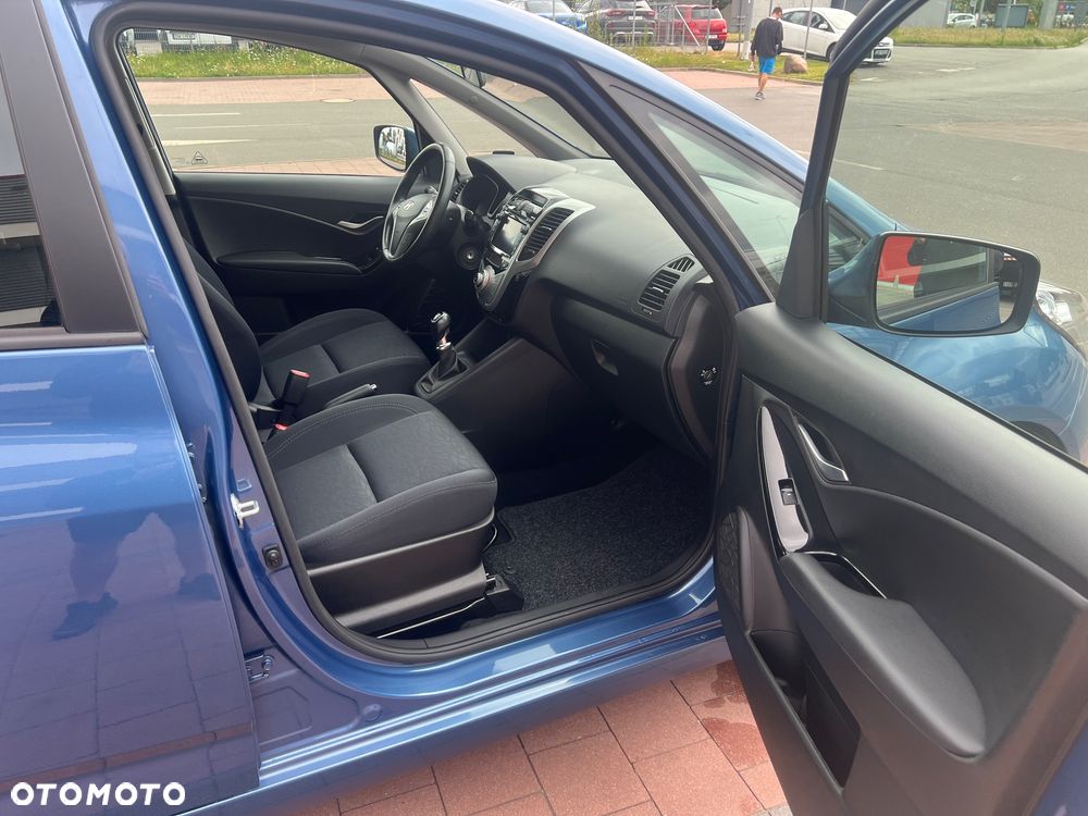 Hyundai ix20 1.4 Premium blue - 23