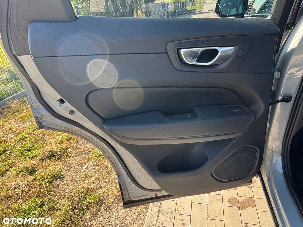 Volvo XC 60 - 24