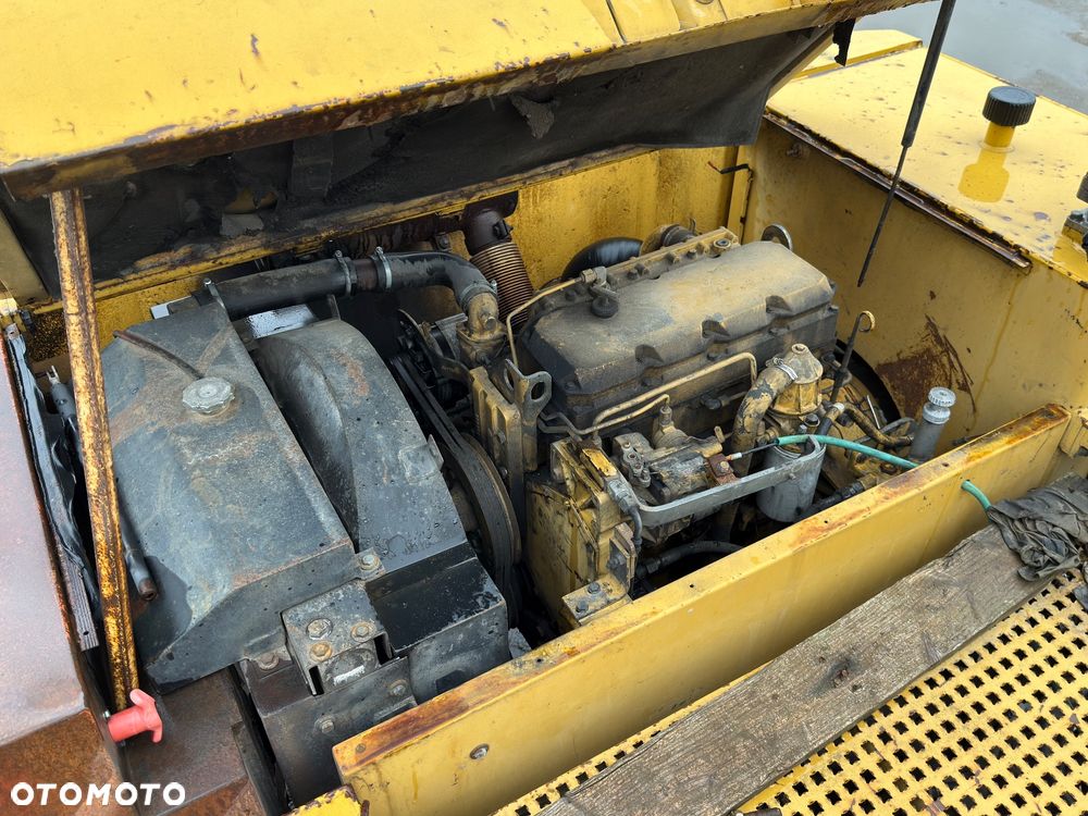 Caterpillar 212B TF - 11