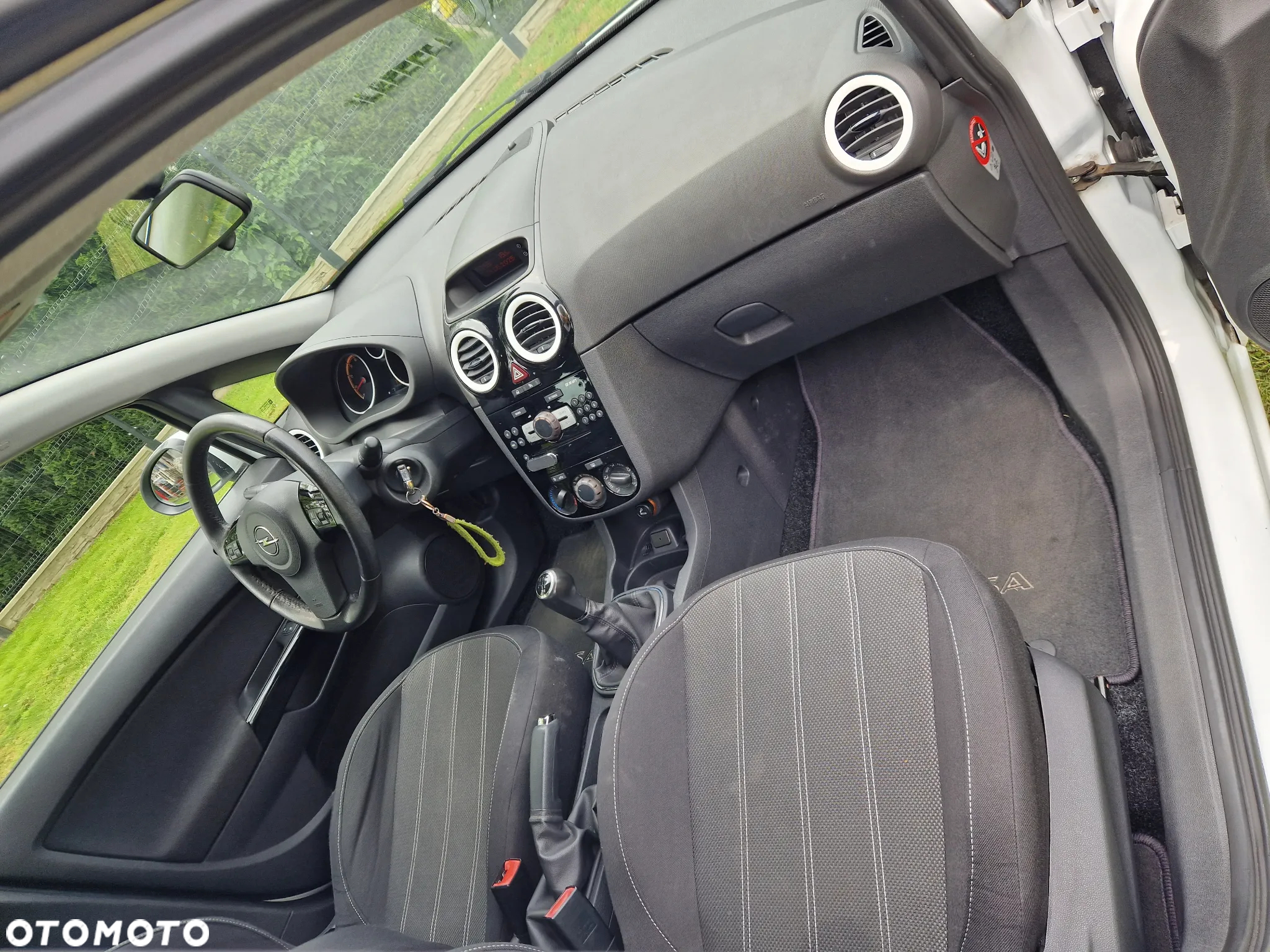 Opel Corsa 1.4 T Color Edition S&S - 9