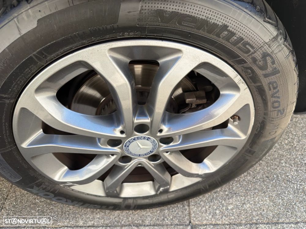 Mercedes-Benz C 300 BlueTEC Hybrid Avantgarde + - 7