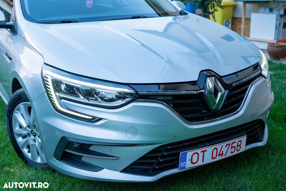 Renault Megane BLUE dCi EDC Zen - 6