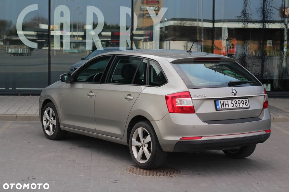 Skoda RAPID 1.2 TSI Ambition - 14