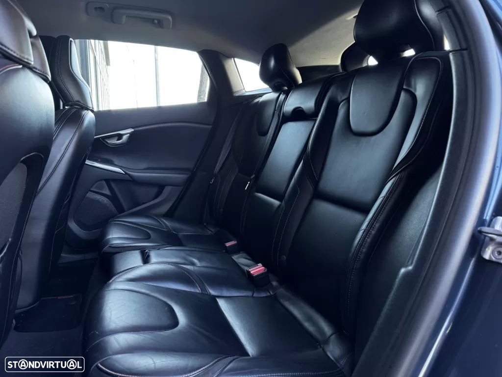 Volvo V40 Cross Country 2.0 D2 VOR Geartronic - 22