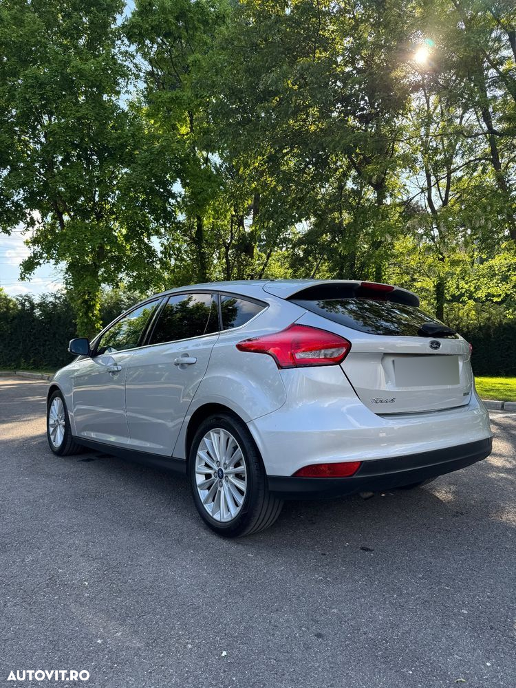 Ford Focus 1.0 EcoBoost Titanium - 4