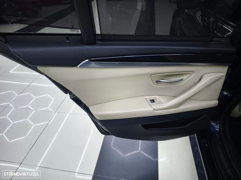 BMW 520 d Pack M Auto - 41