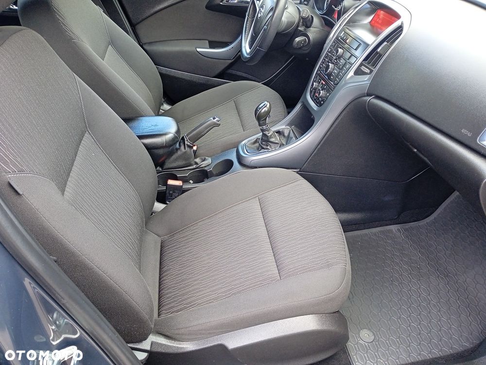 Opel Astra 1.4 T Enjoy - 16