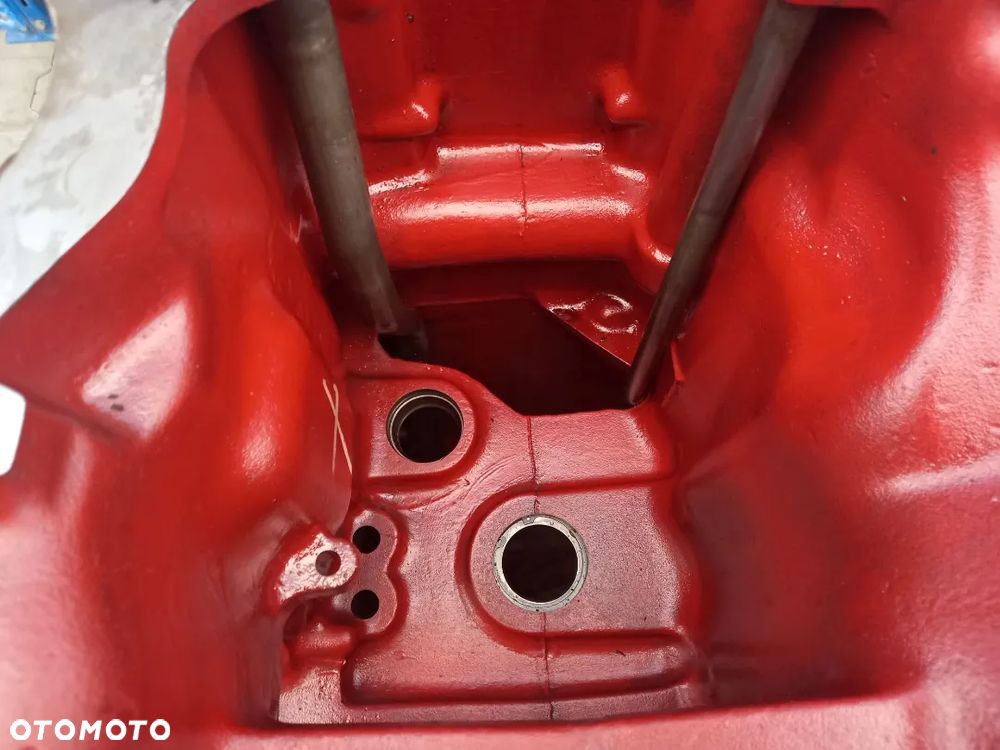 Obudowa skrzyni biegów 304328A1 Case MX100C - 6