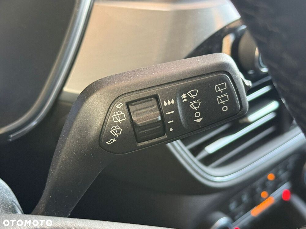 Ford Kuga - 20