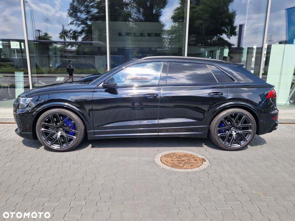 Audi RS Q8 - 3