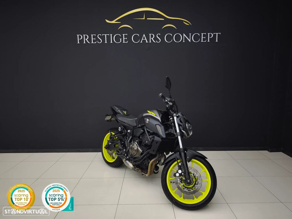 Yamaha MT-07 Night Fluo - 1