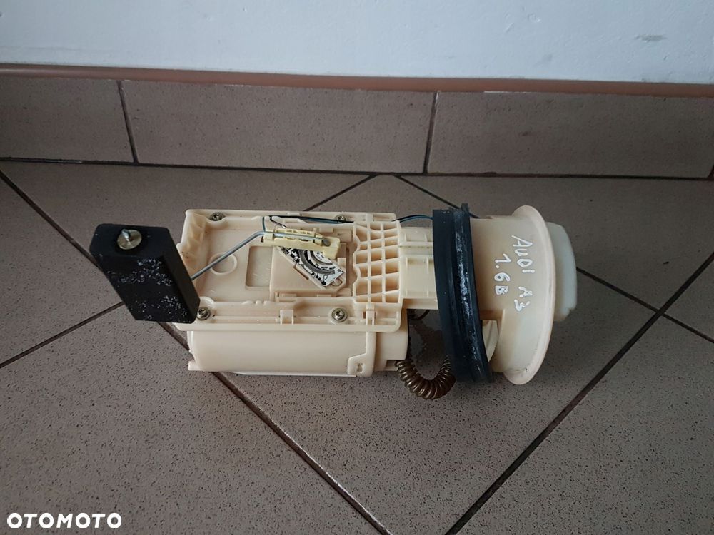 AUDI A3 GOLF 1.6 POMPA POMKA PALIWA 1J0919051H - 8