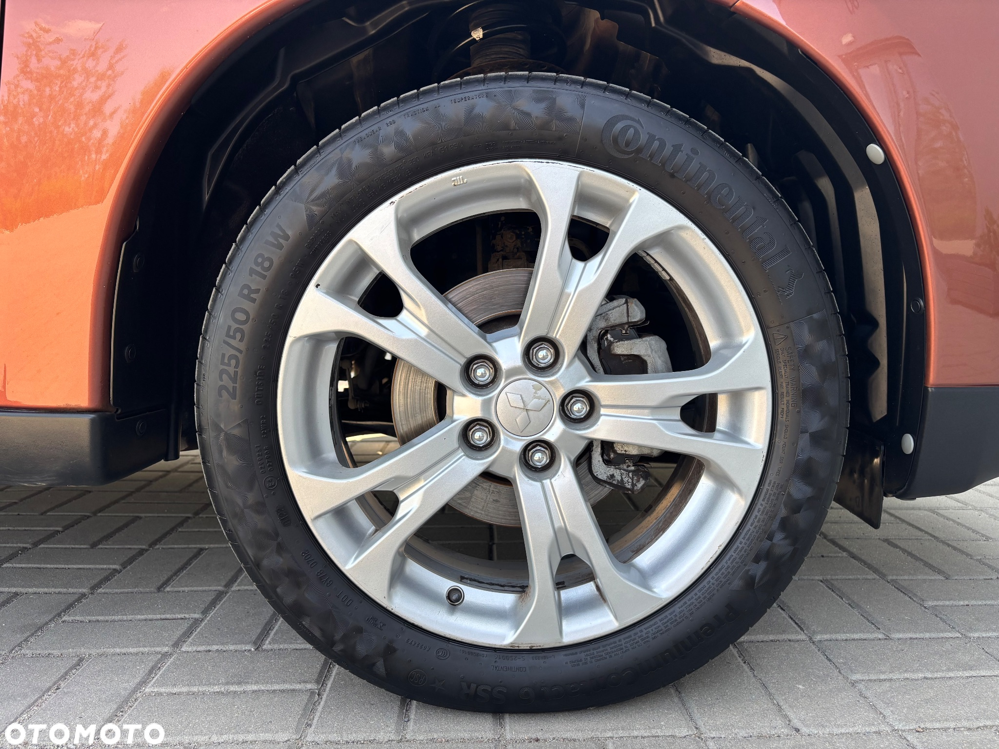 Mitsubishi Outlander - 9