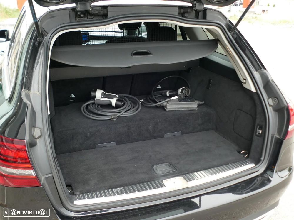Mercedes-Benz C 300 de Avantgarde - 13