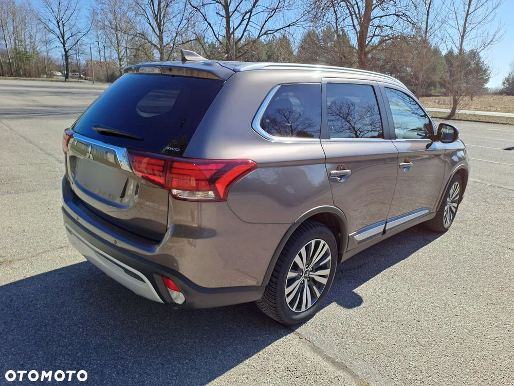 Mitsubishi Outlander 2.0 Intense + SDA 4WD CVT - 4