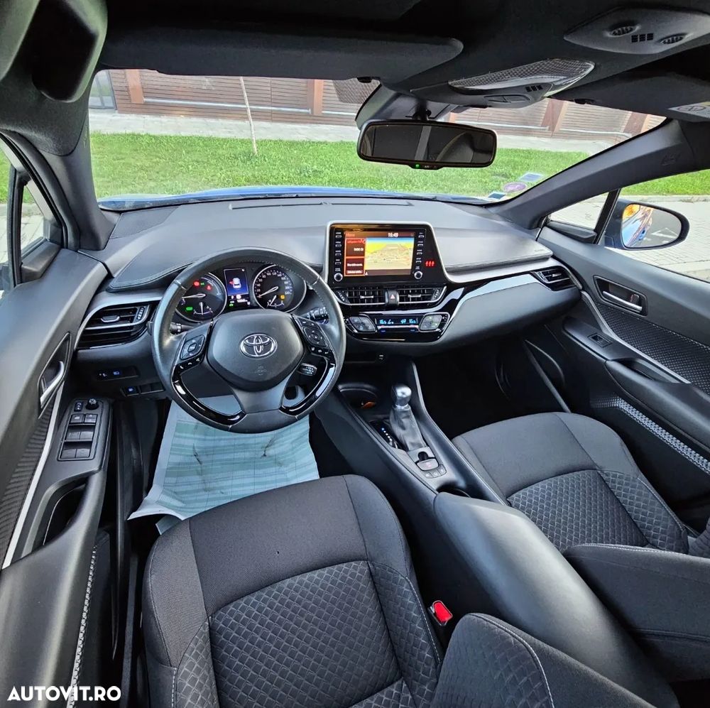 Toyota C-HR 1.8 HSD 4x2 CVT C-lassy LED - 11