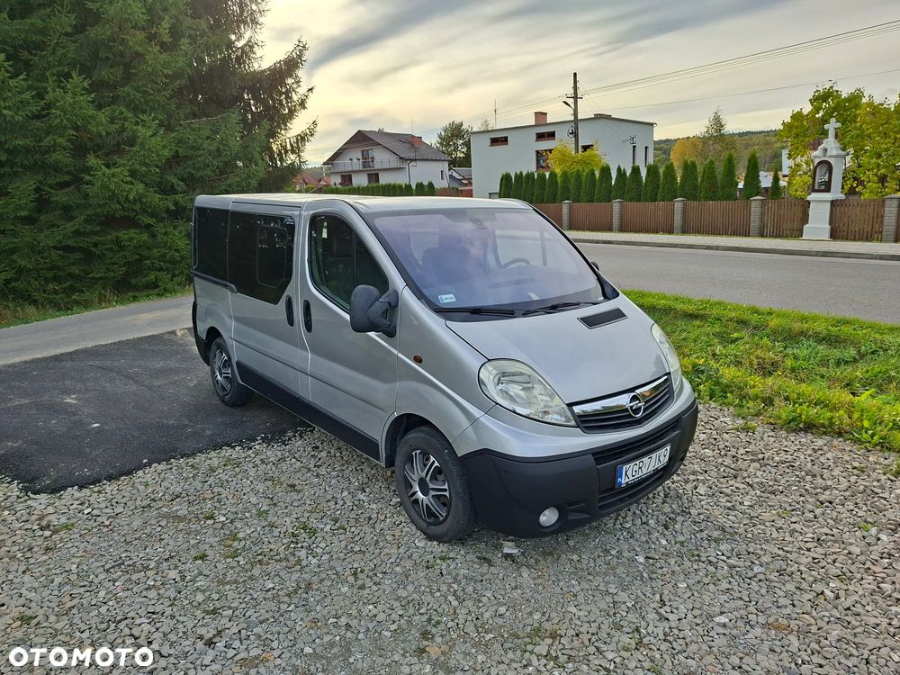 Opel Vivaro - 12
