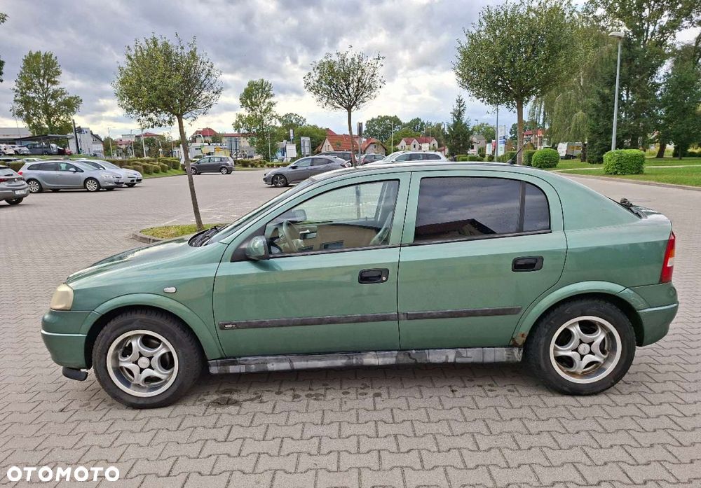 Opel Astra - 4
