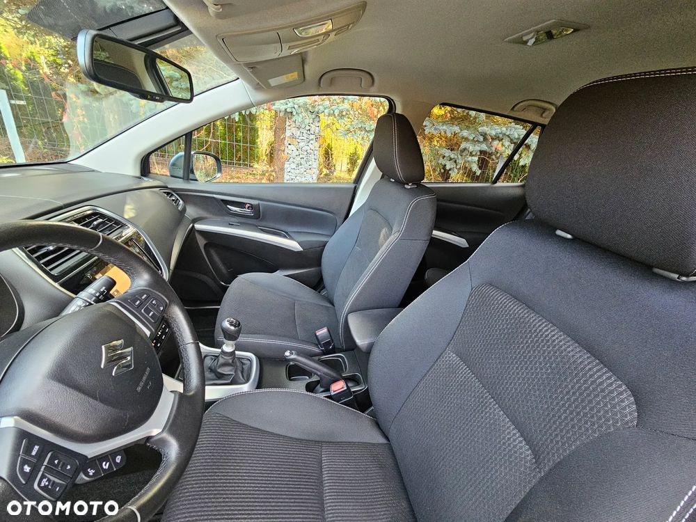 Suzuki SX4 S-Cross 1.4 Boosterjet Comfort - 22